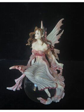 Pink Fairy Figurine On Crystal Ball By Nene Thomas Munro Pi125 2006 Collectible